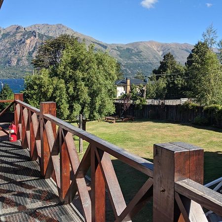 Indomito Hostel Bariloche Buitenkant foto